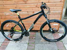 voodoo bantu black and yellow